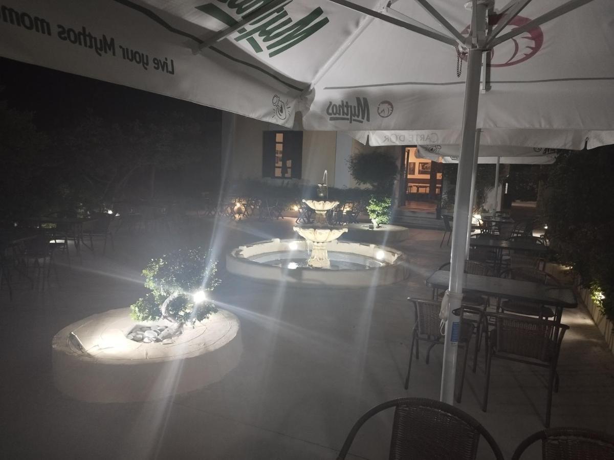 Sálakos 尼姆费旅馆酒店 外观 照片